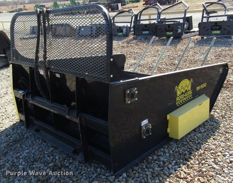 image for item GH9259 2017 MDS Roto-King RK750 round bale processor