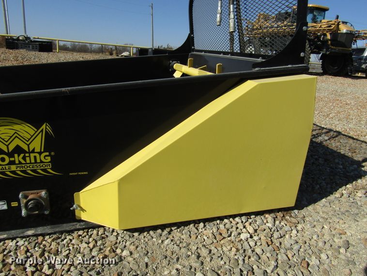 image for item GH9259 2017 MDS Roto-King RK750 round bale processor