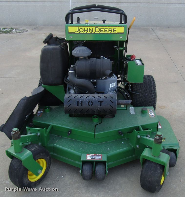image for item GH9263 2013 John Deere QuikTrak 652B ZTR lawn mower