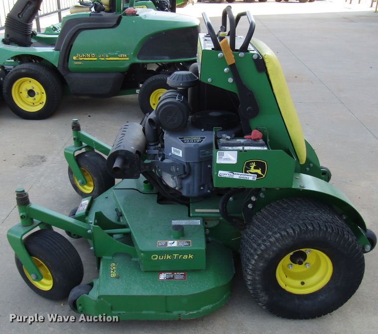 image for item GH9263 2013 John Deere QuikTrak 652B ZTR lawn mower