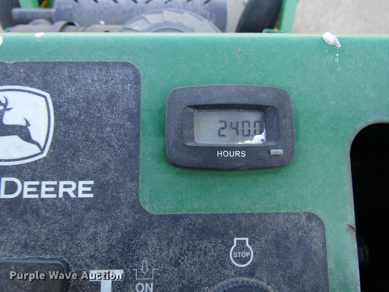 image for item GH9263 2013 John Deere QuikTrak 652B ZTR lawn mower