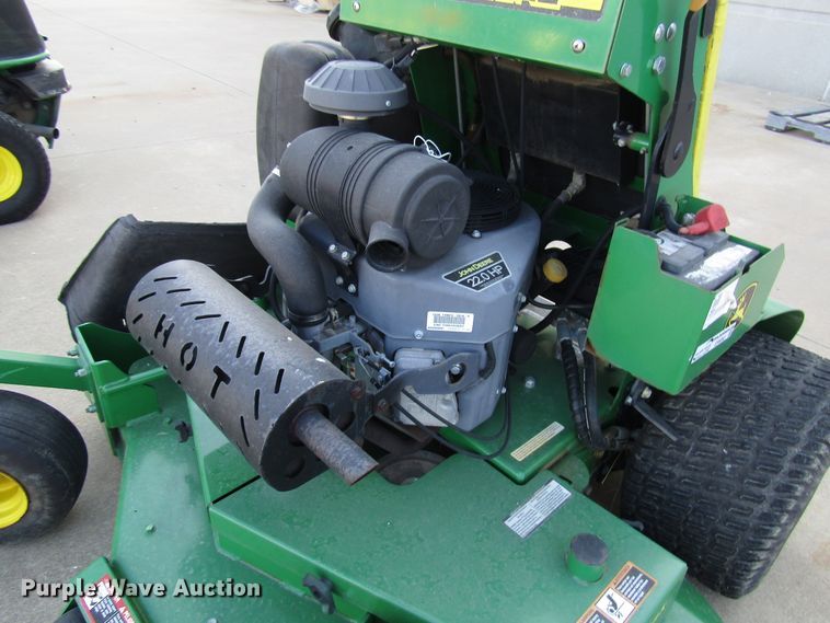 image for item GH9263 2013 John Deere QuikTrak 652B ZTR lawn mower