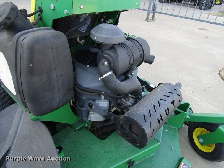 image for item GH9263 2013 John Deere QuikTrak 652B ZTR lawn mower