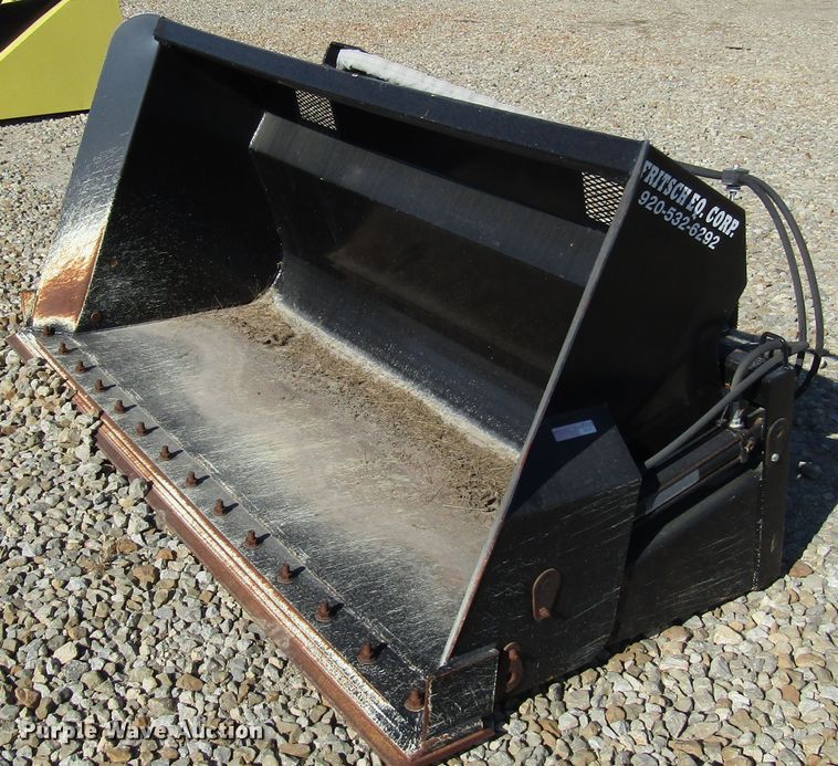 image for item GH9267 2015 Fritsch 84"W high dump bucket