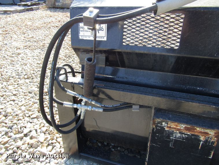 image for item GH9267 2015 Fritsch 84"W high dump bucket