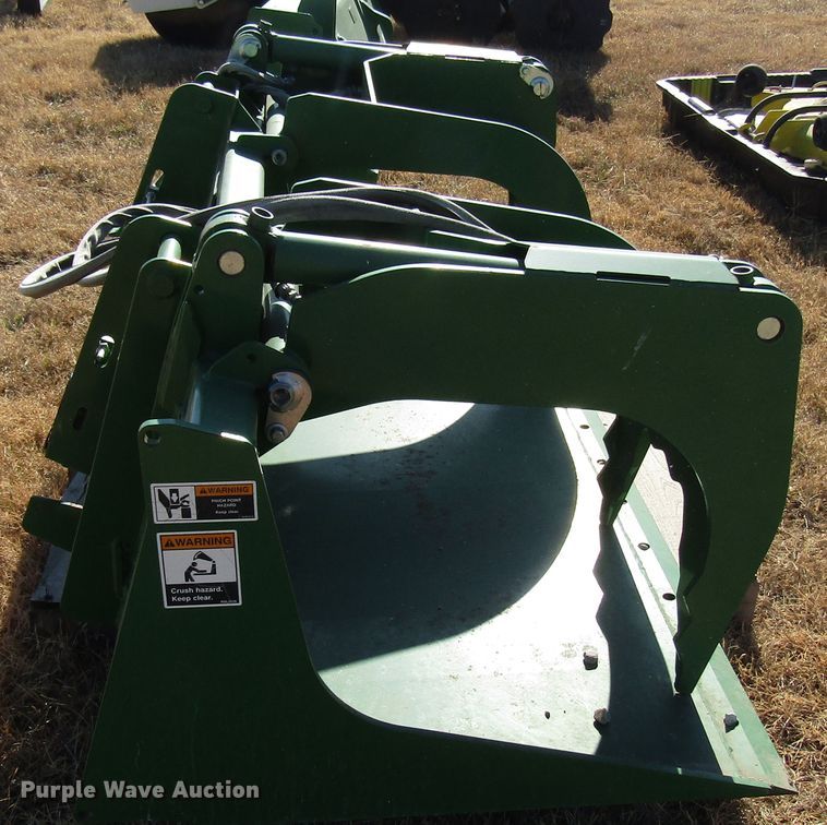 image for item GH9269 2010 Frontier AD12D 76"W grapple bucket