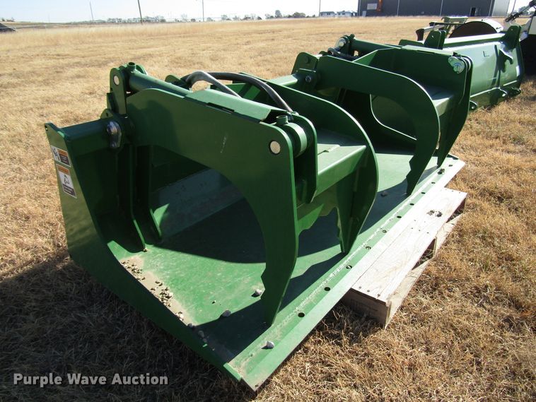 image for item GH9269 2010 Frontier AD12D 76"W grapple bucket
