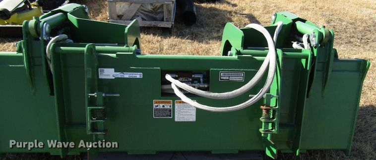 image for item GH9269 2010 Frontier AD12D 76"W grapple bucket