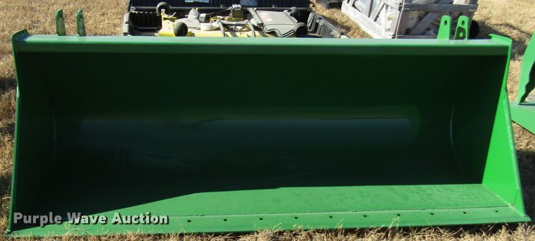 image for item GH9270 John Deere 2150MM 86"W bucket