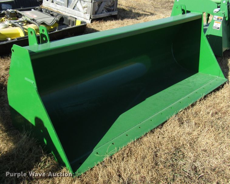 image for item GH9270 John Deere 2150MM 86"W bucket