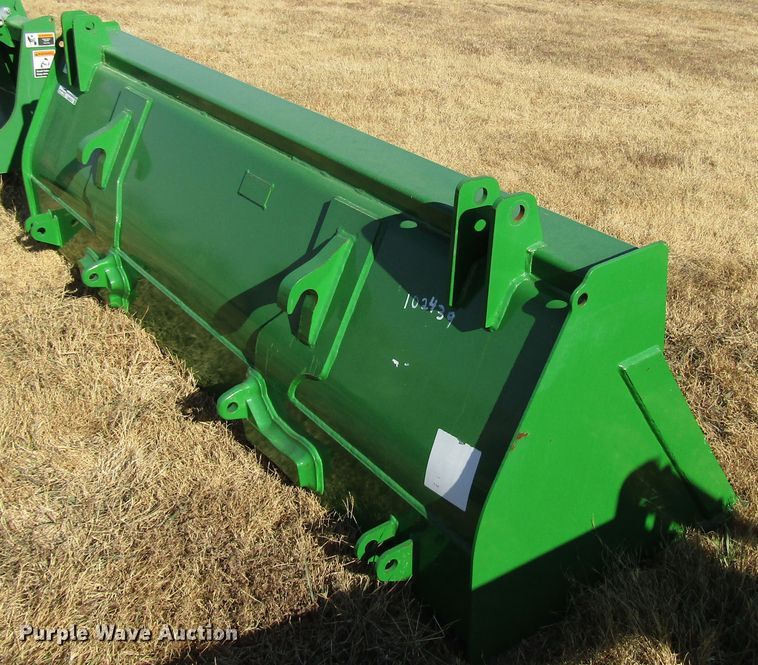image for item GH9270 John Deere 2150MM 86"W bucket