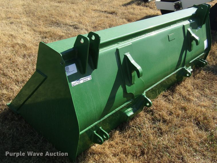 image for item GH9270 John Deere 2150MM 86"W bucket