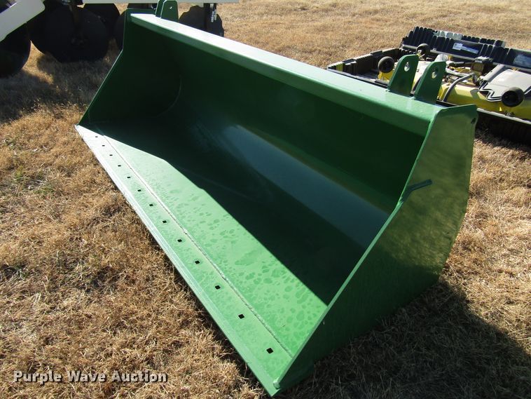 image for item GH9270 John Deere 2150MM 86"W bucket