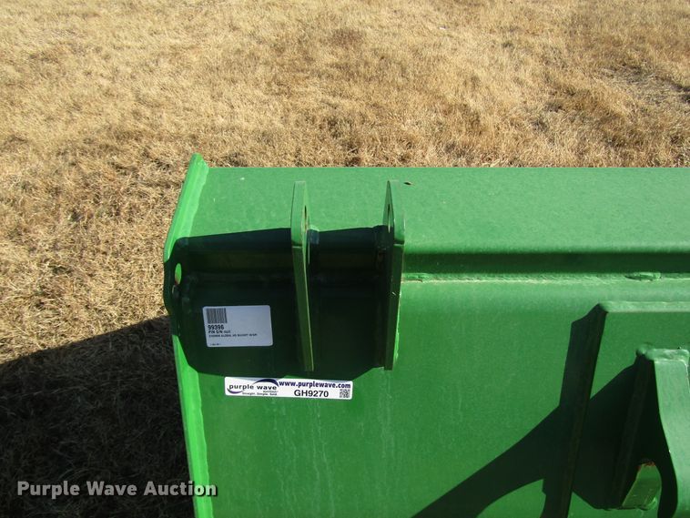 image for item GH9270 John Deere 2150MM 86"W bucket