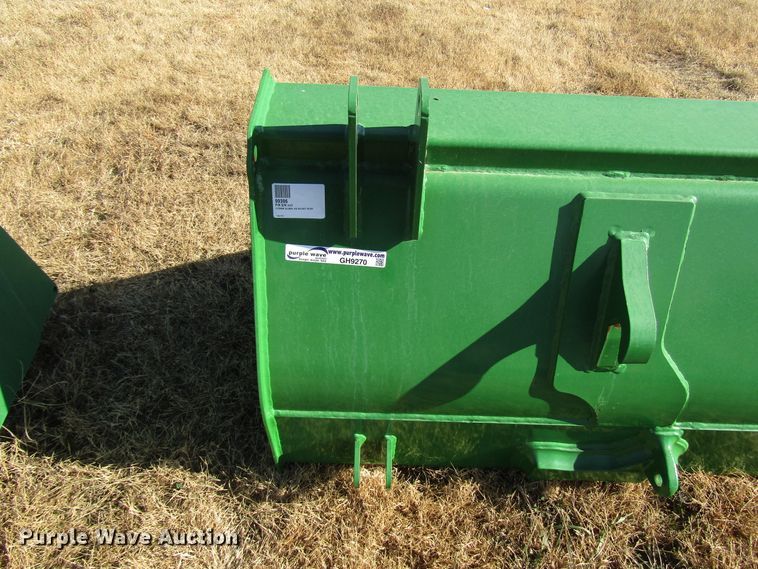 image for item GH9270 John Deere 2150MM 86"W bucket