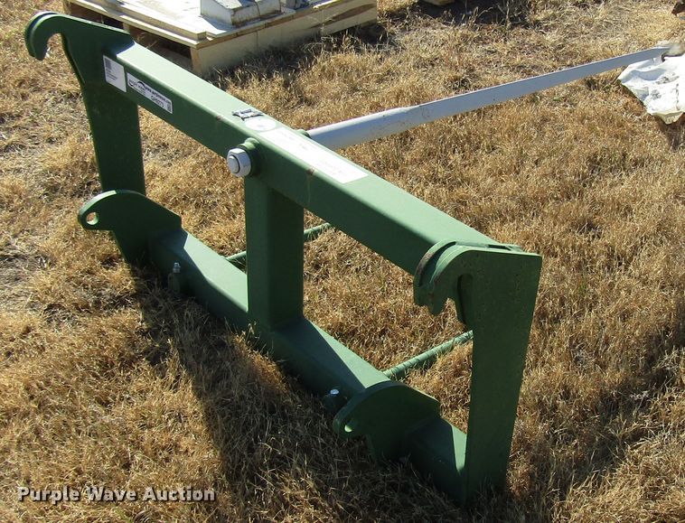 image for item GH9275 2016 Tri-L bale spear