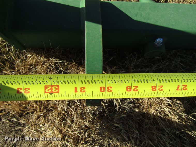 image for item GH9275 2016 Tri-L bale spear