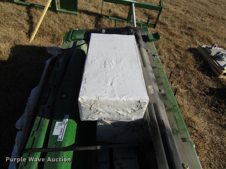 image for item GH9278 2011 Hillco LT700 lateral tilt header system