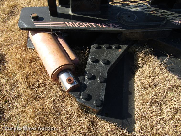 image for item GH9279 2016 Mighty Axe skid steer tree shear