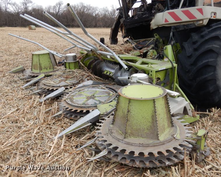 image for item GJ9026 2006 Claas RU600 rotary forage head