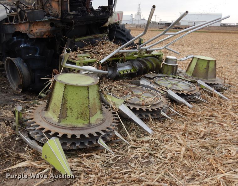 image for item GJ9026 2006 Claas RU600 rotary forage head