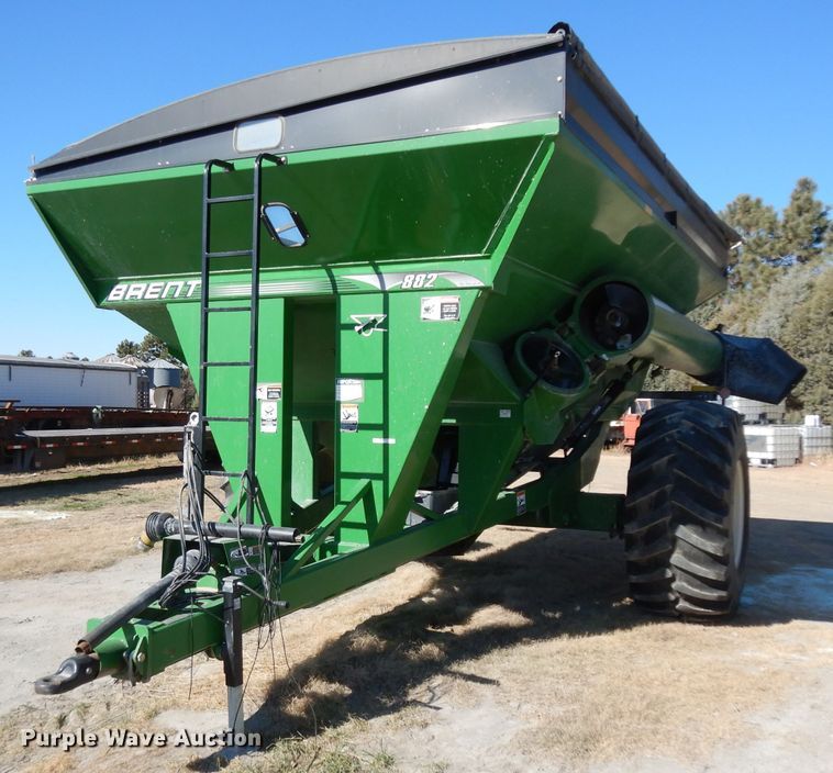 image for item GJ9027 Brent 882 grain cart