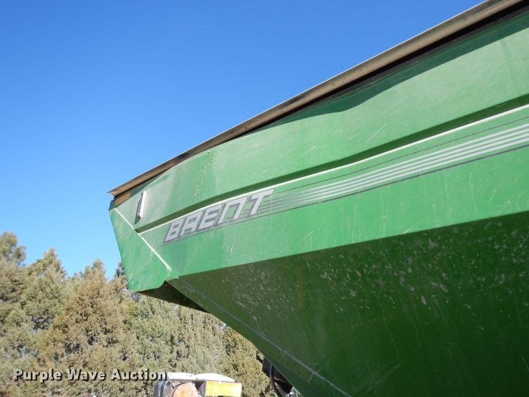 image for item GJ9027 Brent 882 grain cart