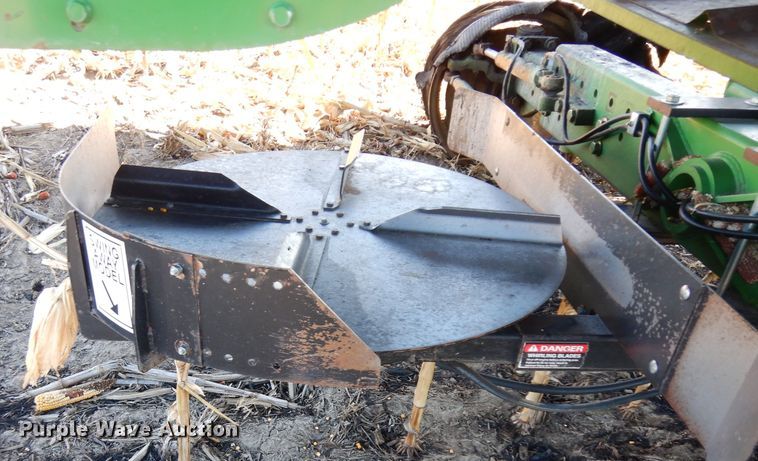 image for item GJ9028 1995 John Deere 9500 combine