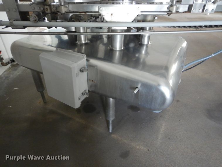 image for item GJ9935 Federal seven head bottle filler