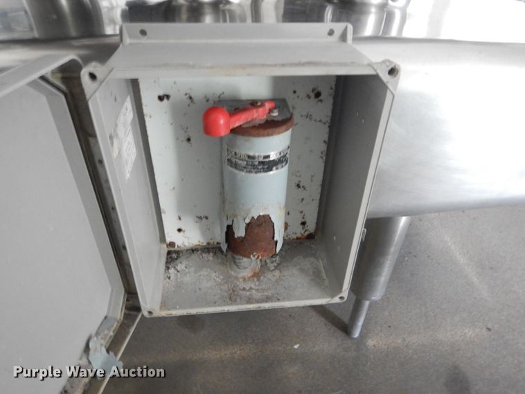 image for item GJ9935 Federal seven head bottle filler