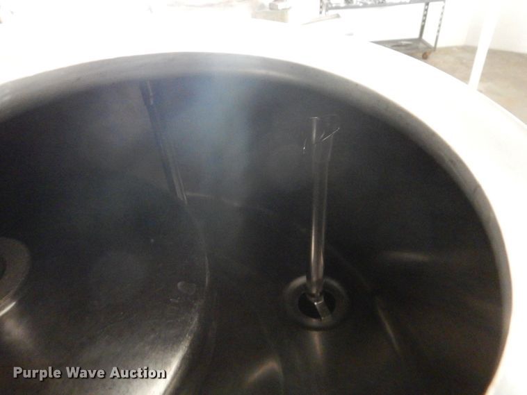 image for item GJ9935 Federal seven head bottle filler