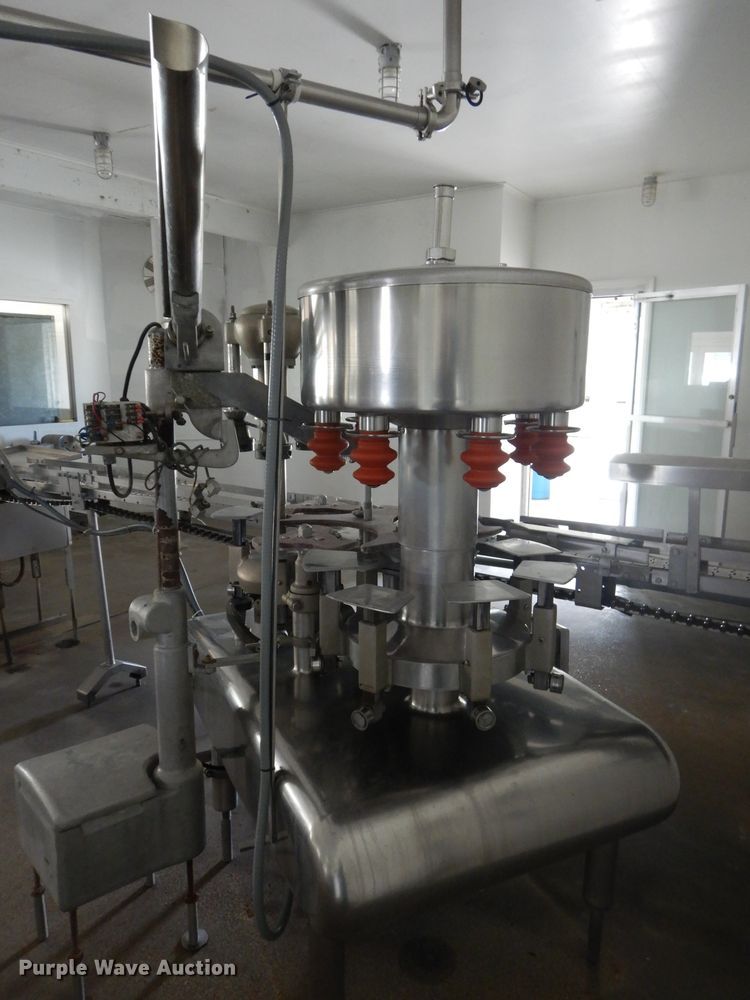 image for item GJ9935 Federal seven head bottle filler