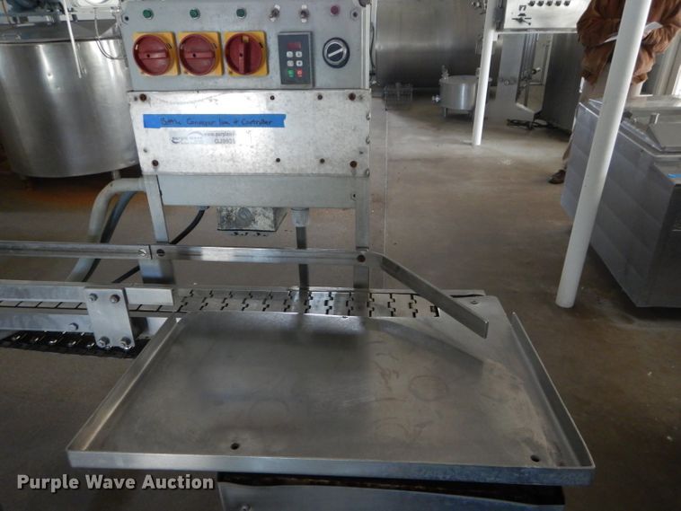 image for item GJ9935 Federal seven head bottle filler