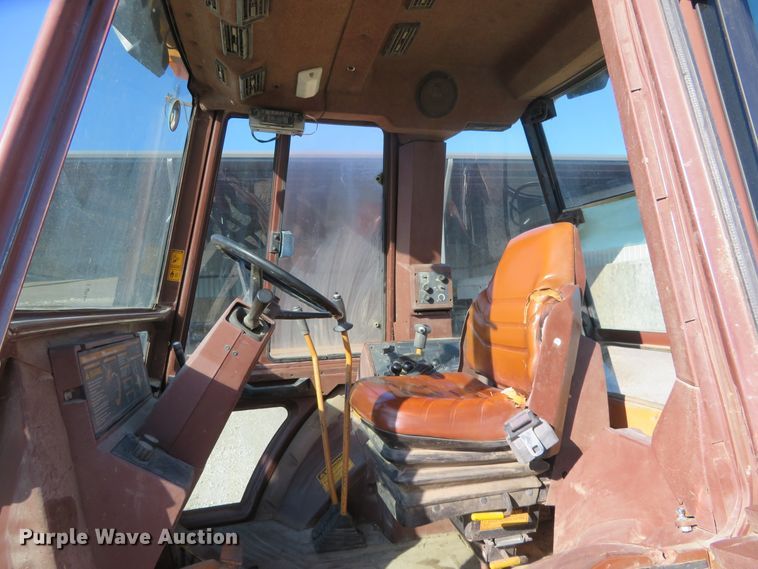 image for item H1183 1991 Case 580 Super K landscape tractor