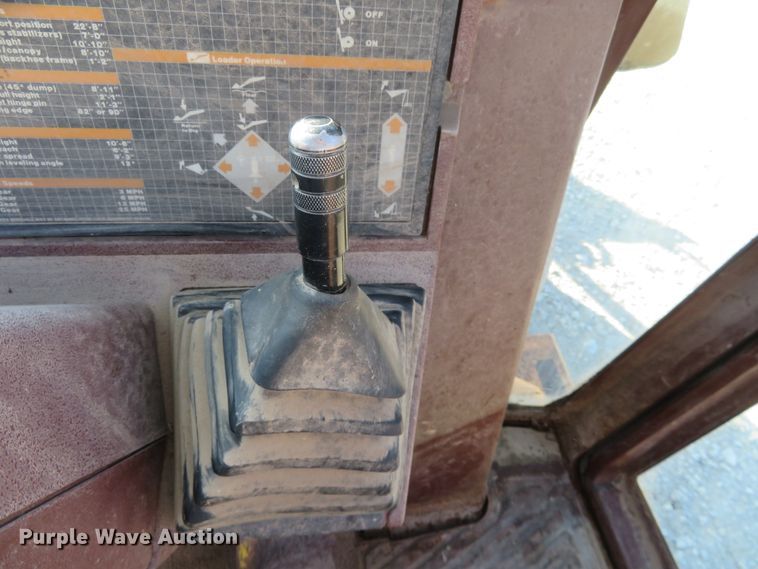 image for item H1183 1991 Case 580 Super K landscape tractor