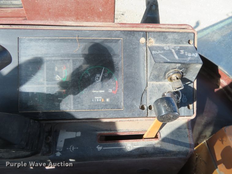 image for item H1183 1991 Case 580 Super K landscape tractor