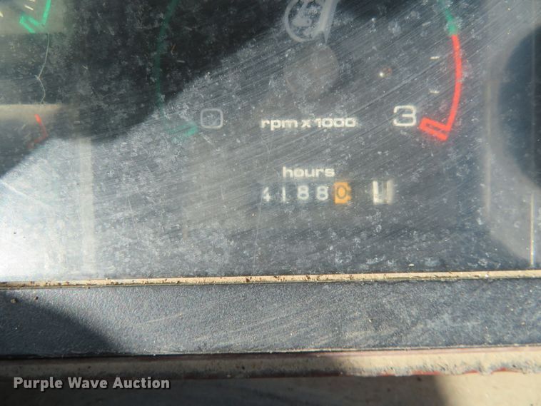 image for item H1183 1991 Case 580 Super K landscape tractor