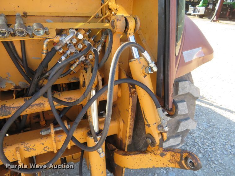 image for item H1183 1991 Case 580 Super K landscape tractor