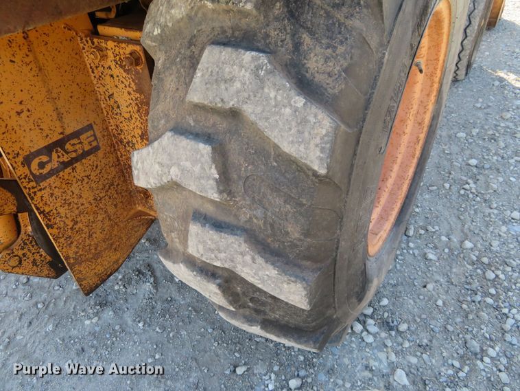 image for item H1183 1991 Case 580 Super K landscape tractor