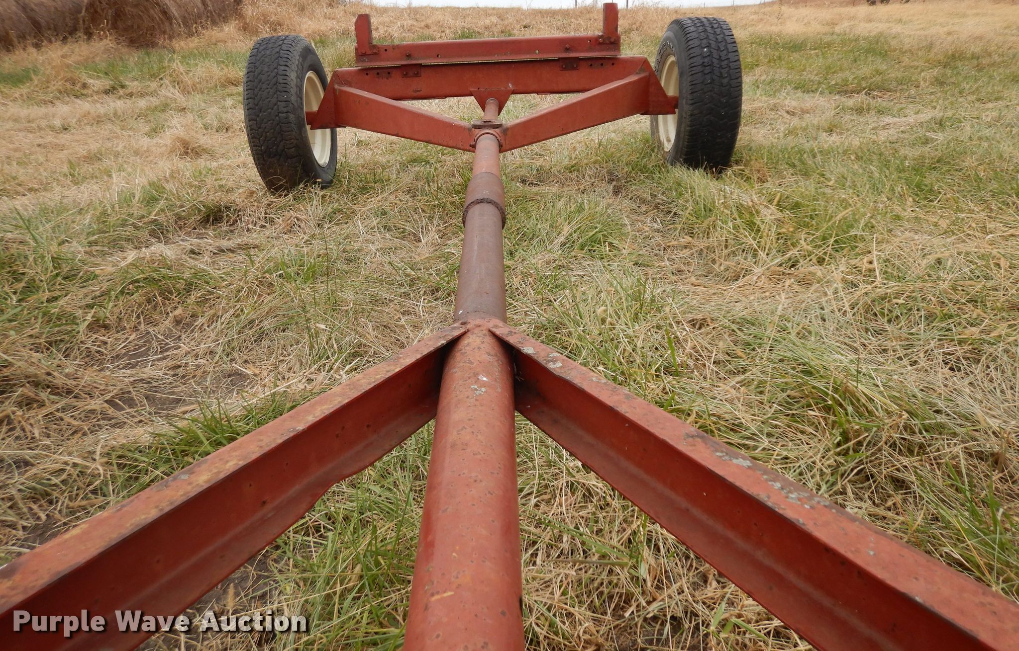 International 330 hay wagon frame in Alma, KS Item GJ9005 sold Purple Wave