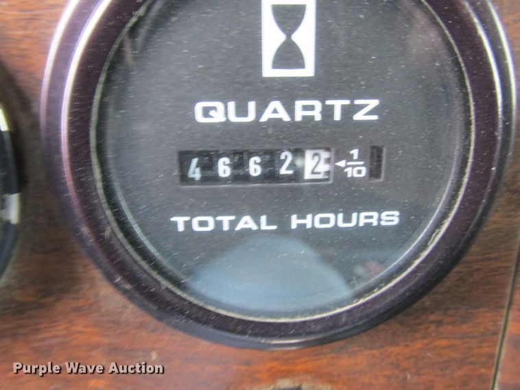 image for item DA8335 1996 Peterbilt 378 truck cab and chassis