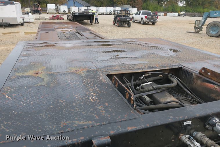 image for item DB10131 1989 Trail King HT Series 20 drop deck equipment trailer