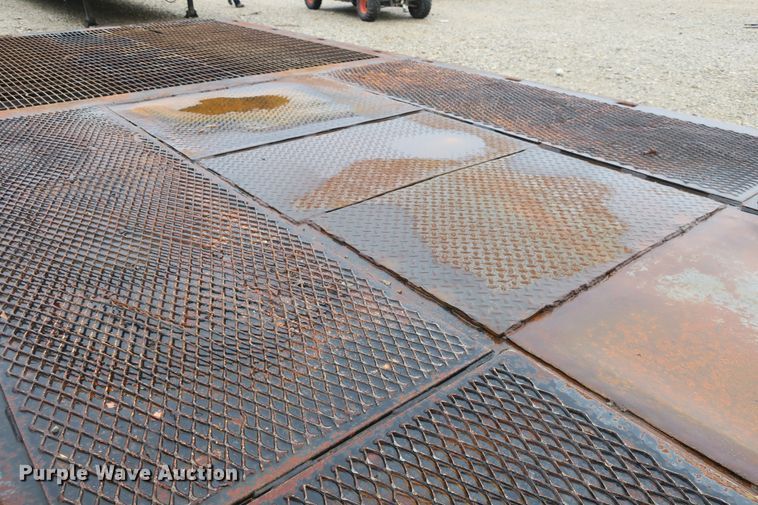 image for item DB10131 1989 Trail King HT Series 20 drop deck equipment trailer