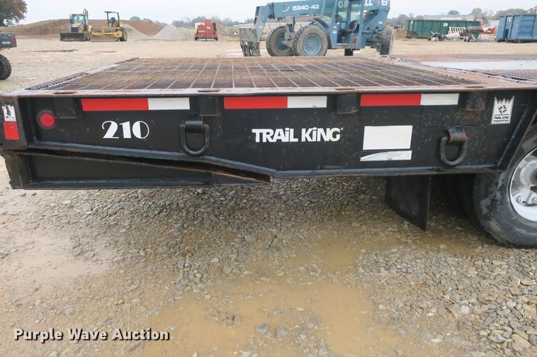 image for item DB10131 1989 Trail King HT Series 20 drop deck equipment trailer