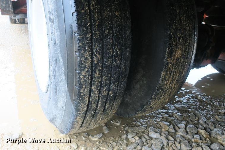 image for item DB10131 1989 Trail King HT Series 20 drop deck equipment trailer