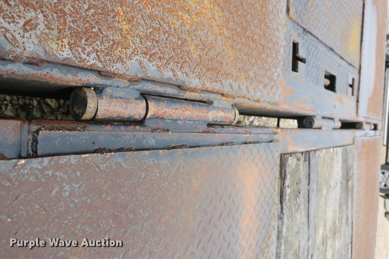 image for item DB10133 1999 Trail-Eze 190 drop deck equipment trailer