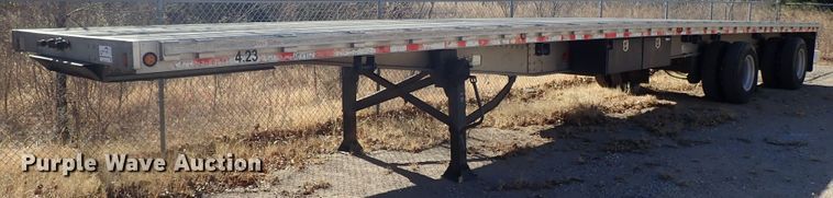 image for item DB7540 1999 Chaparral flatbed trailer