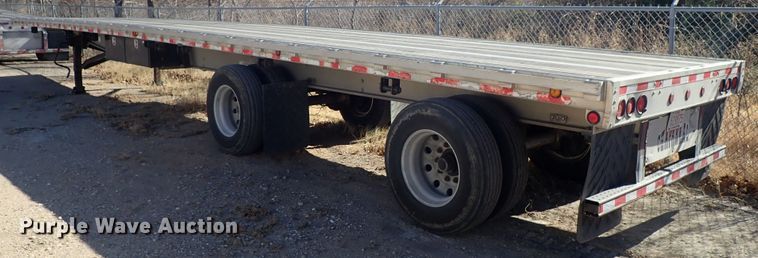 image for item DB7540 1999 Chaparral flatbed trailer