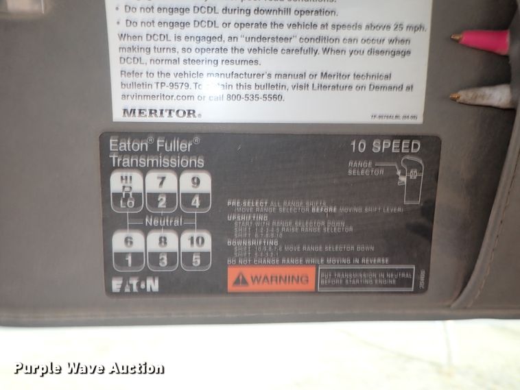 image for item DB7541 2010 Western Star 4900 semi truck