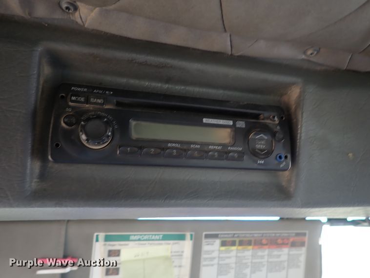 image for item DB7541 2010 Western Star 4900 semi truck